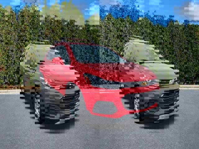 Used 2017 Chevrolet Trax LT image 3