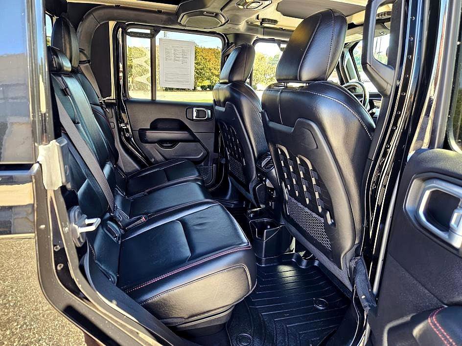 Used 2020 Jeep Gladiator Rubicon image 14