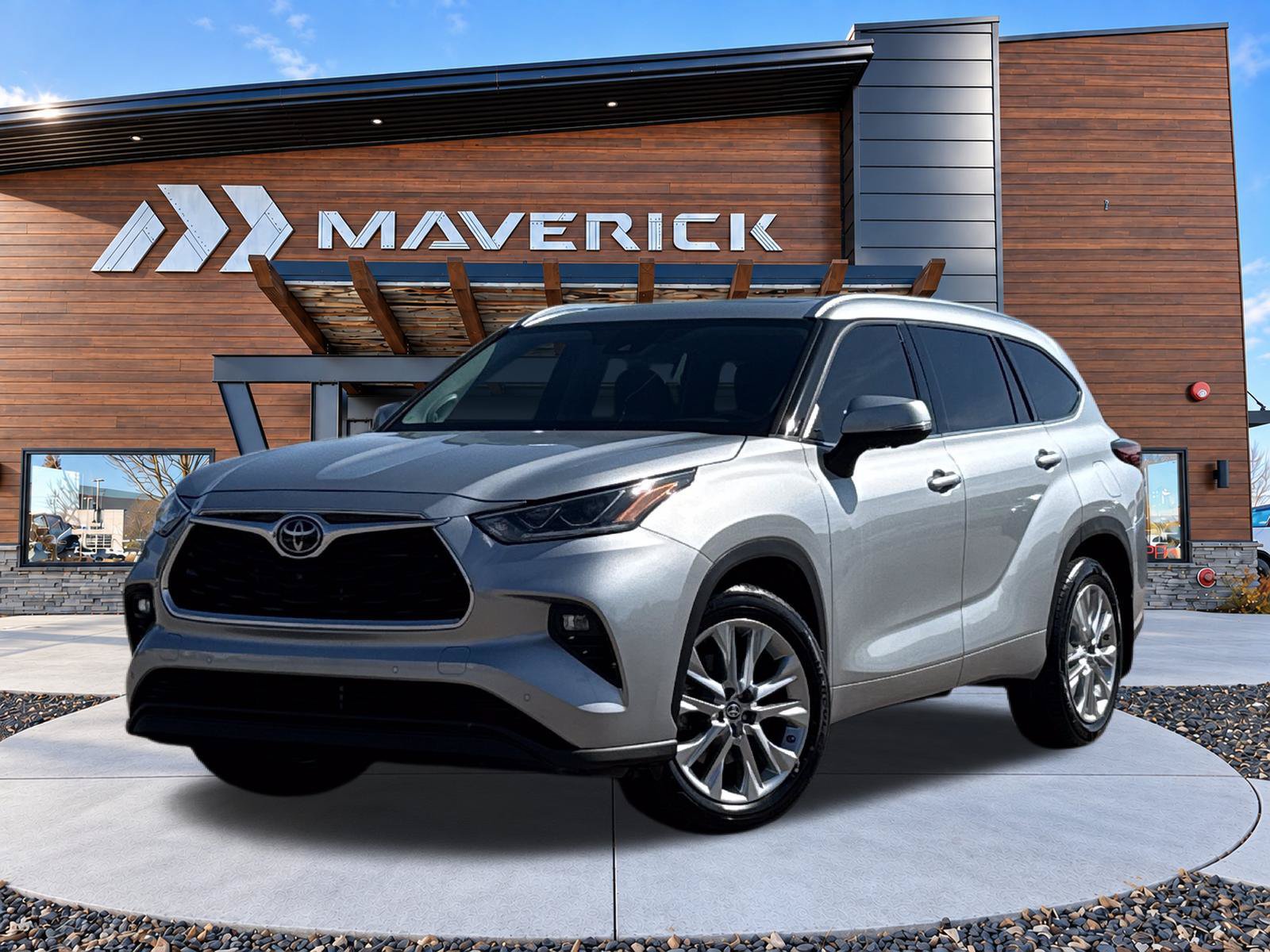 Used 2023 Toyota Highlander Limited AWD/4WD image 4