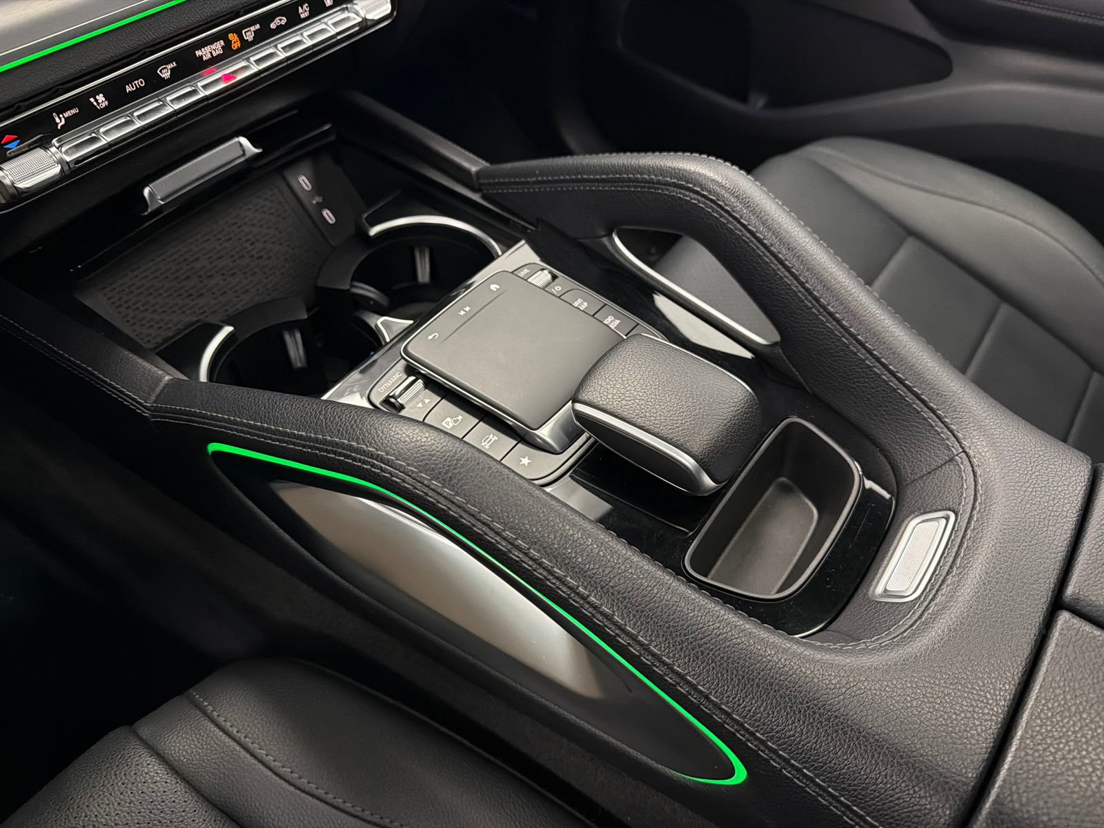 Used 2024 Mercedes-Benz GLE 450e 4MATIC image 31