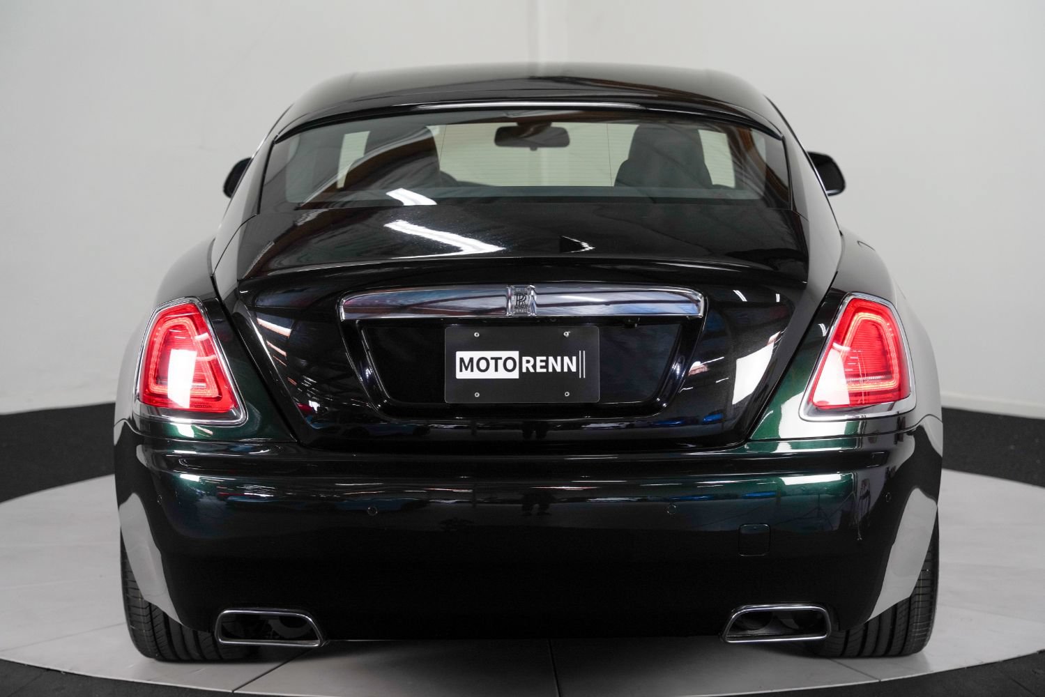 Used 2017 Rolls-Royce Wraith RWD image 9