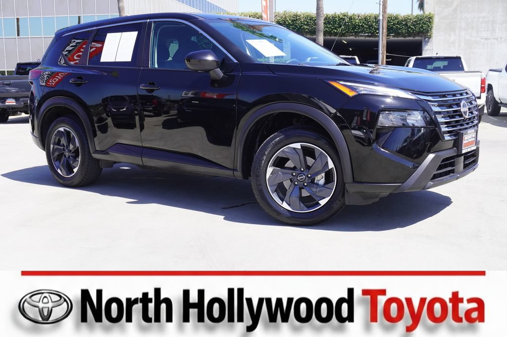 Used 2024 Nissan Rogue SV FWD image 1