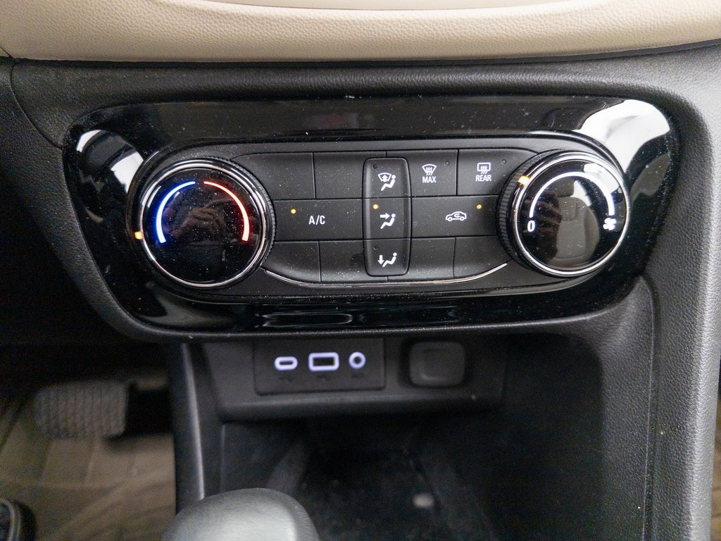 Used 2021 Buick Encore GX Preferred image 21