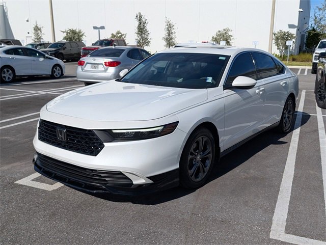 Used 2023 Honda Accord EX image 4