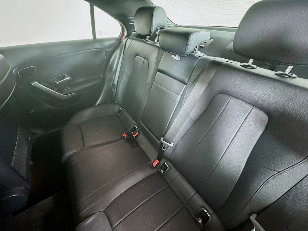 Used 2019 Mercedes-Benz A 220 4MATIC image 25