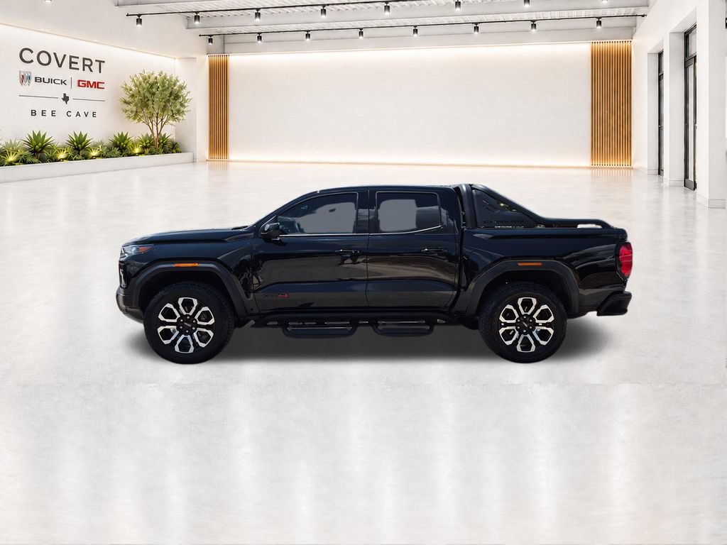 Used 2025 GMC Canyon AT4 w/ Nightfall Edition AWD/4WD image 9