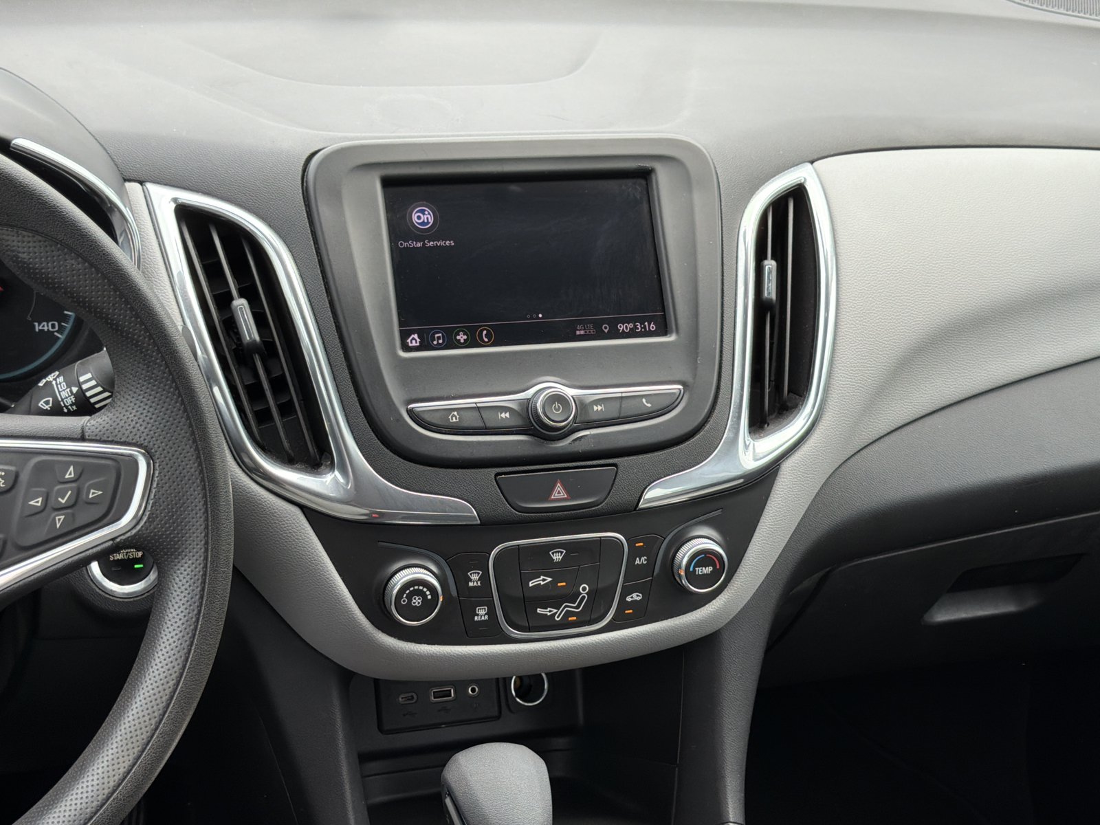 Used 2020 Chevrolet Equinox LS FWD image 32