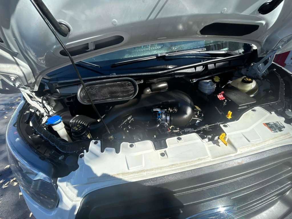 Used 2019 Ford Transit 250 148 Medium Roof image 27
