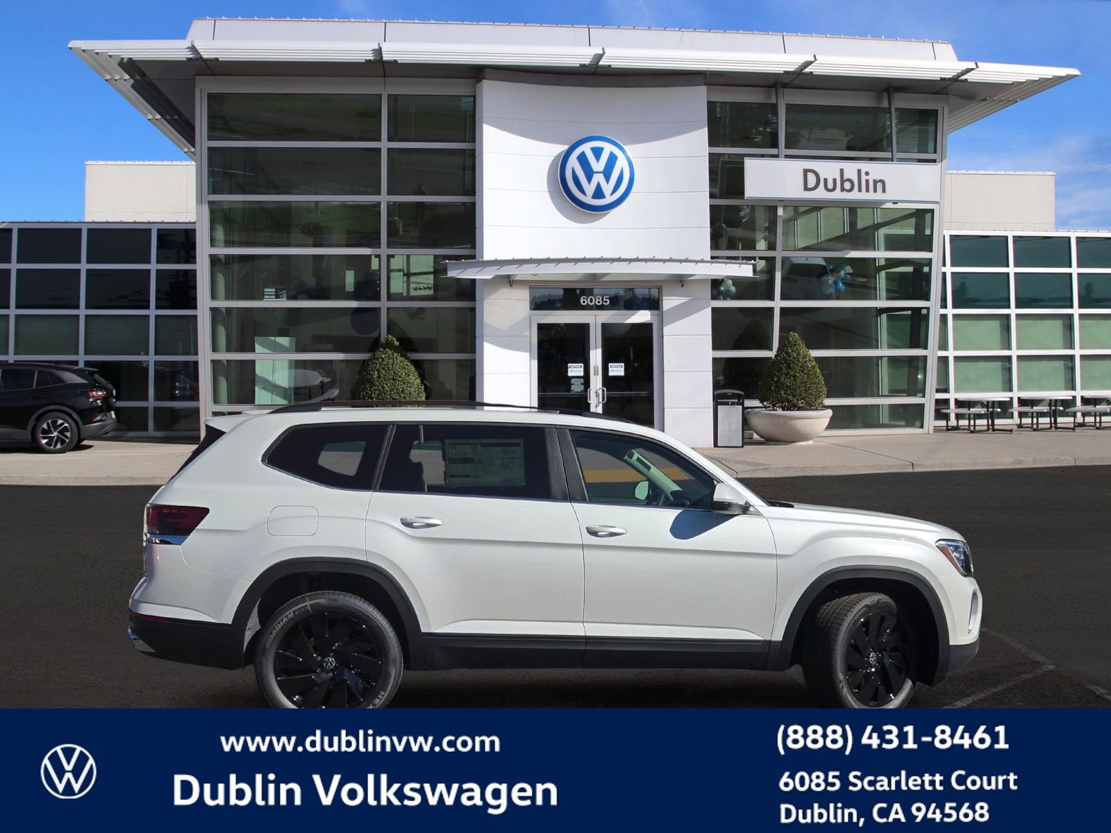 New 2026 Volkswagen Atlas SE FWD image 3