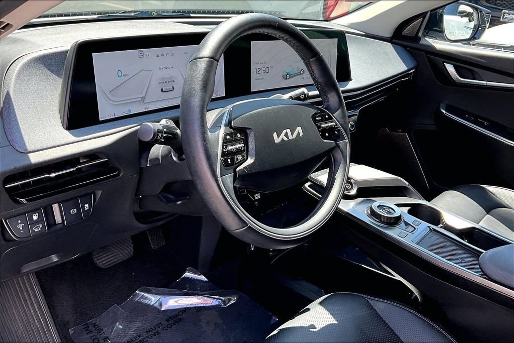 Used 2023 Kia EV6 Wind w/ Wind Technology Package AWD/4WD image 11