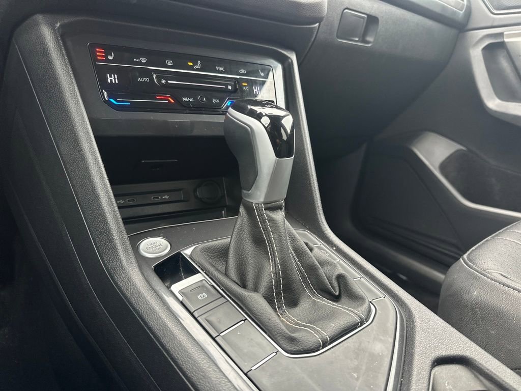 Used 2024 Volkswagen Tiguan SE image 18