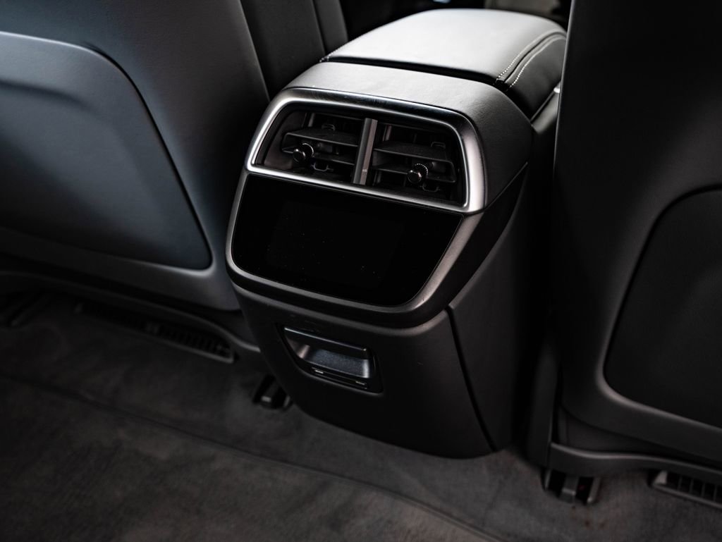 Used 2024 Lucid Air Touring image 35