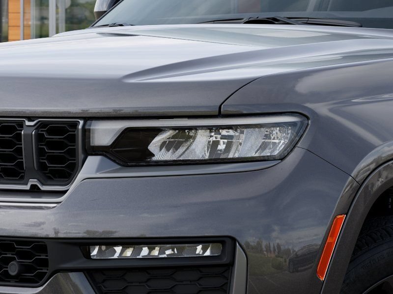 New 2026 Jeep Grand Cherokee Limited AWD/4WD image 11