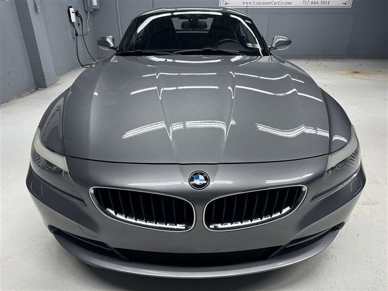 Used 2010 BMW Z4 sDrive30i image 13