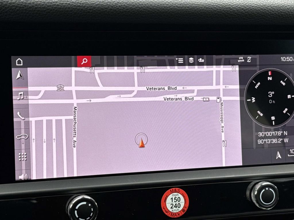 Certified 2025 Porsche Macan image 27