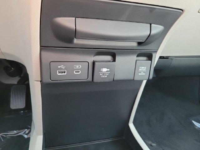 New 2027 Honda Odyssey Touring image 24