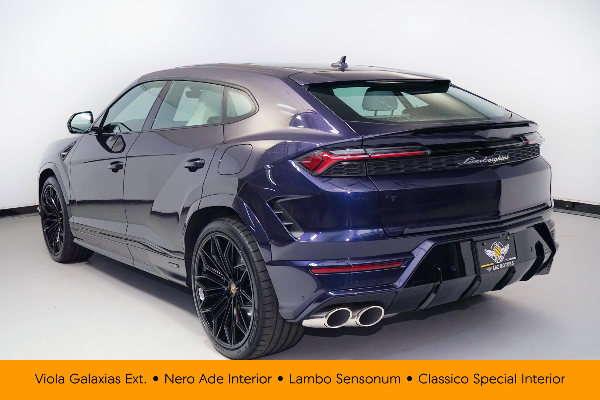 Used 2025 Lamborghini Urus SE AWD/4WD image 7