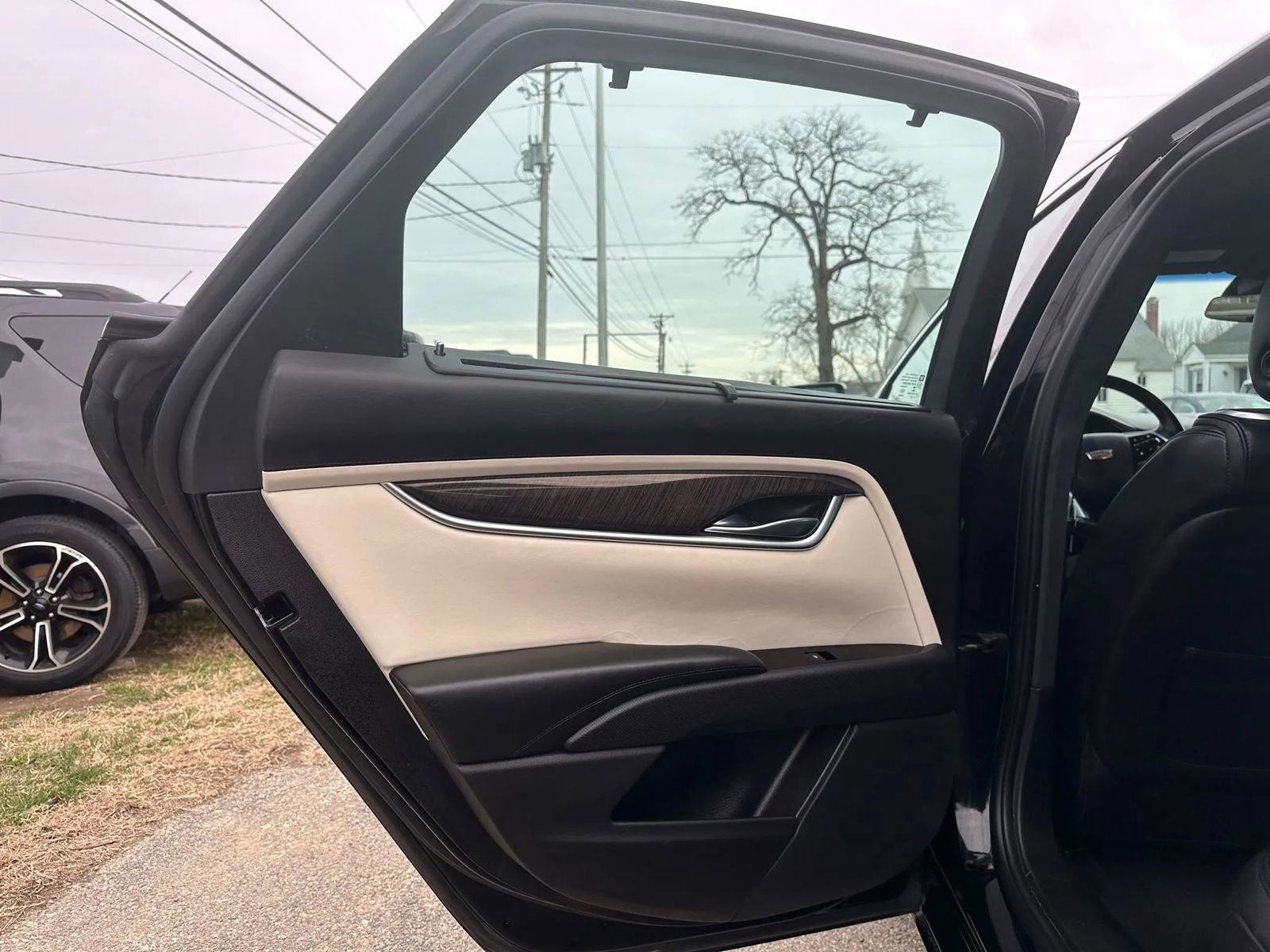 Used 2016 Cadillac XTS Vsport Platinum image 16