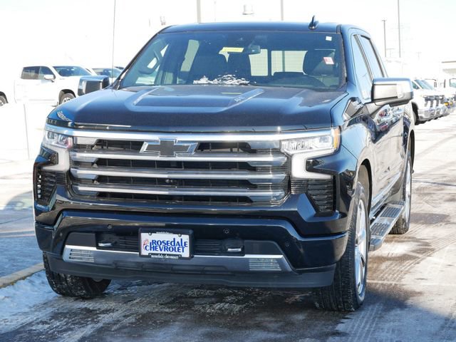 Used 2024 Chevrolet Silverado 1500 High Country w/ High Country Premium Package image 3