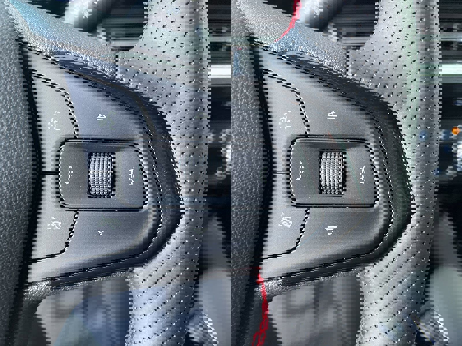 New 2026 Chevrolet Trax RS image 32