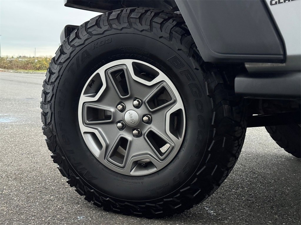 Used 2020 Jeep Gladiator Sport w/ Quick Order Package 24S image 26