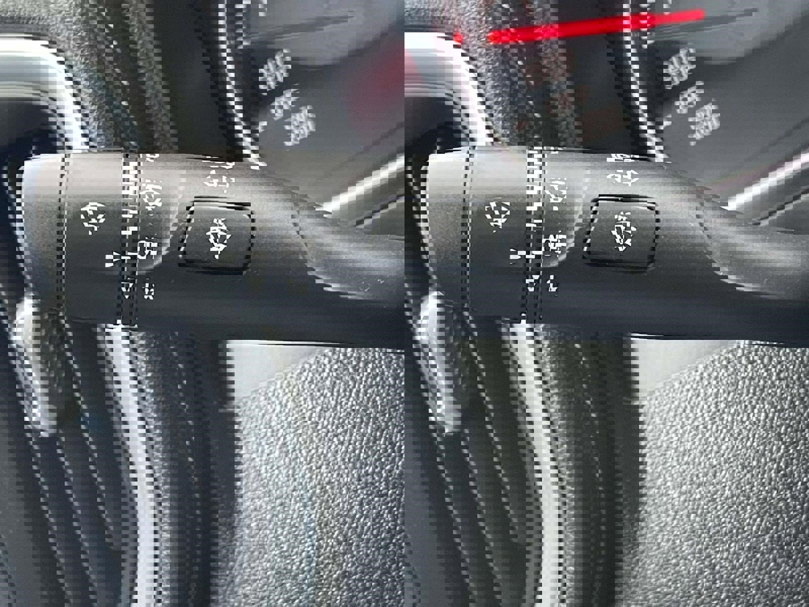 Used 2021 Chevrolet Silverado 1500 LT image 29