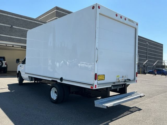 Used 2023 Ford E-450 and Econoline 450 Super Duty RWD image 6