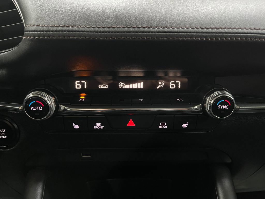 Used 2020 MAZDA MAZDA3 AWD Sedan w/ Premium Package image 23