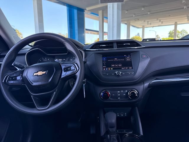 Certified 2023 Chevrolet TrailBlazer LS FWD image 12