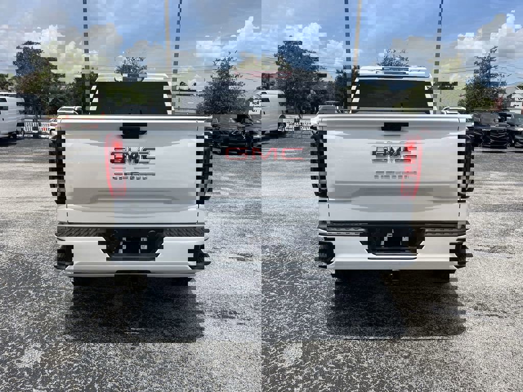 New 2025 GMC Sierra 1500 Pro w/ Graphite Edition image 6