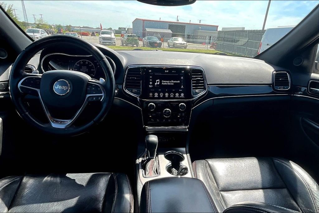 Used 2019 Jeep Grand Cherokee Trailhawk w/ Trailhawk Luxury Group AWD/4WD image 12