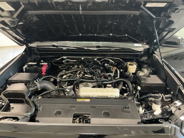 Used 2024 Toyota Tacoma SR5 AWD/4WD image 27