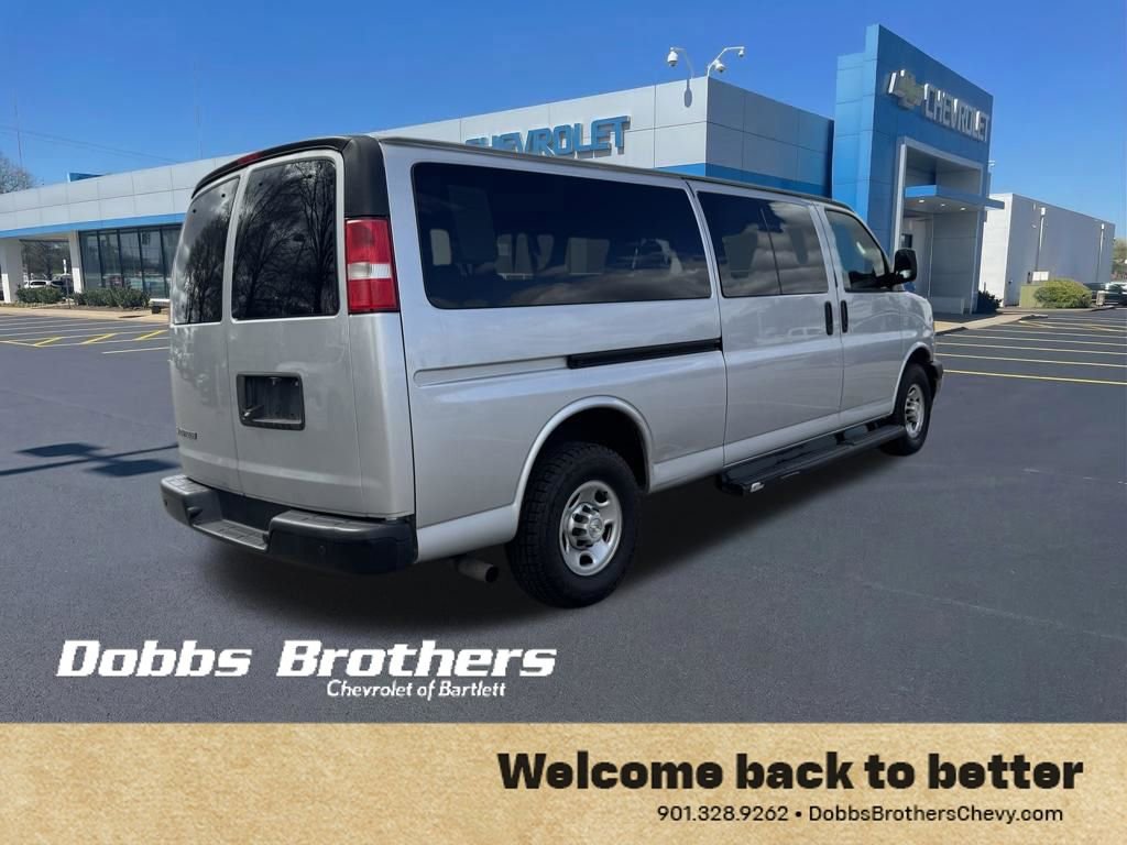 Used 2020 Chevrolet Express 3500 LS image 5