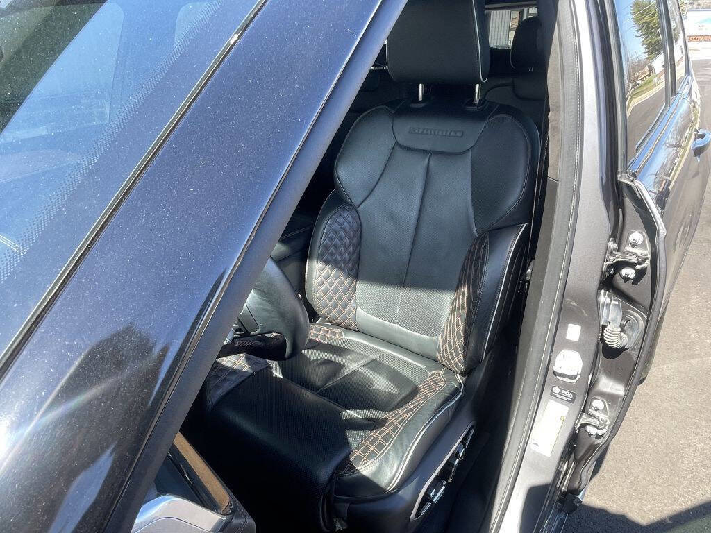 Used 2023 Jeep Grand Cherokee L Summit image 30