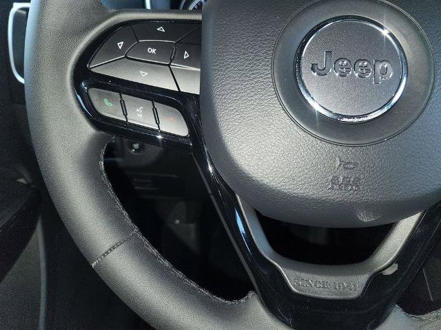 Used 2020 Jeep Cherokee Latitude Plus FWD image 23