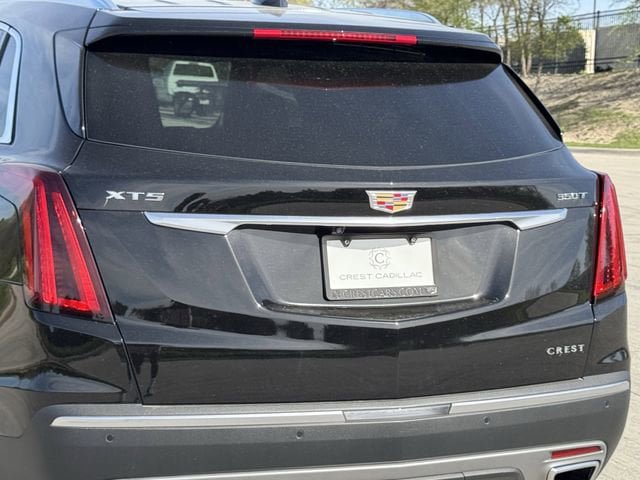 New 2025 Cadillac XT5 Premium Luxury FWD image 6