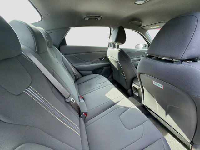 Certified 2026 Hyundai Elantra Sport FWD image 26