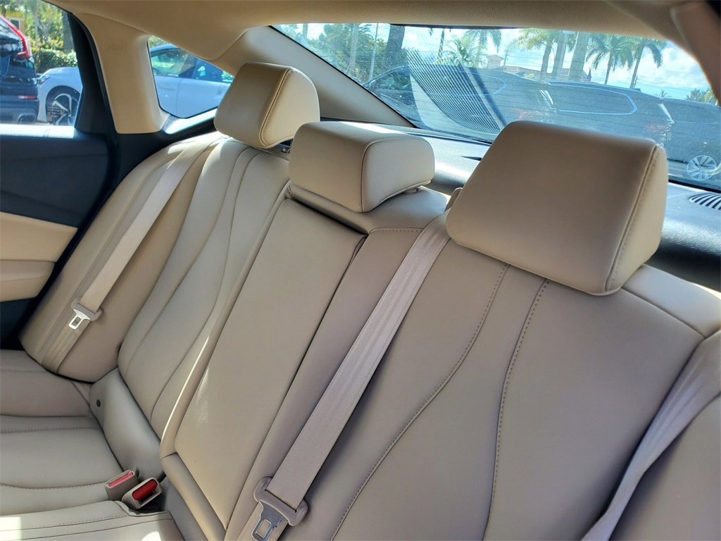 Used 2021 Acura TLX SH-AWD image 12