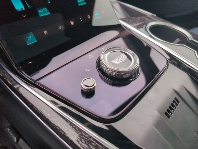 New 2026 Cadillac Escalade IQ Luxury 1 image 22