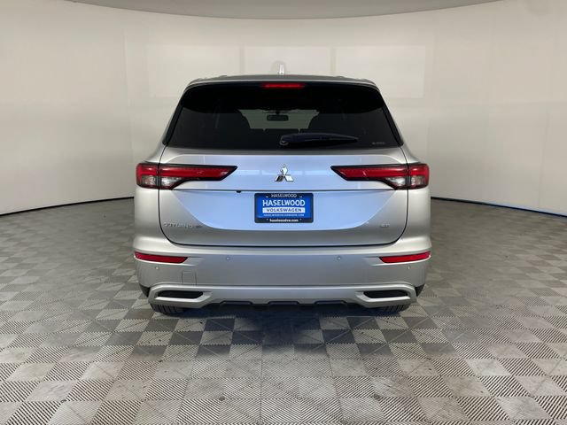 Used 2023 Mitsubishi Outlander SE AWD/4WD image 25