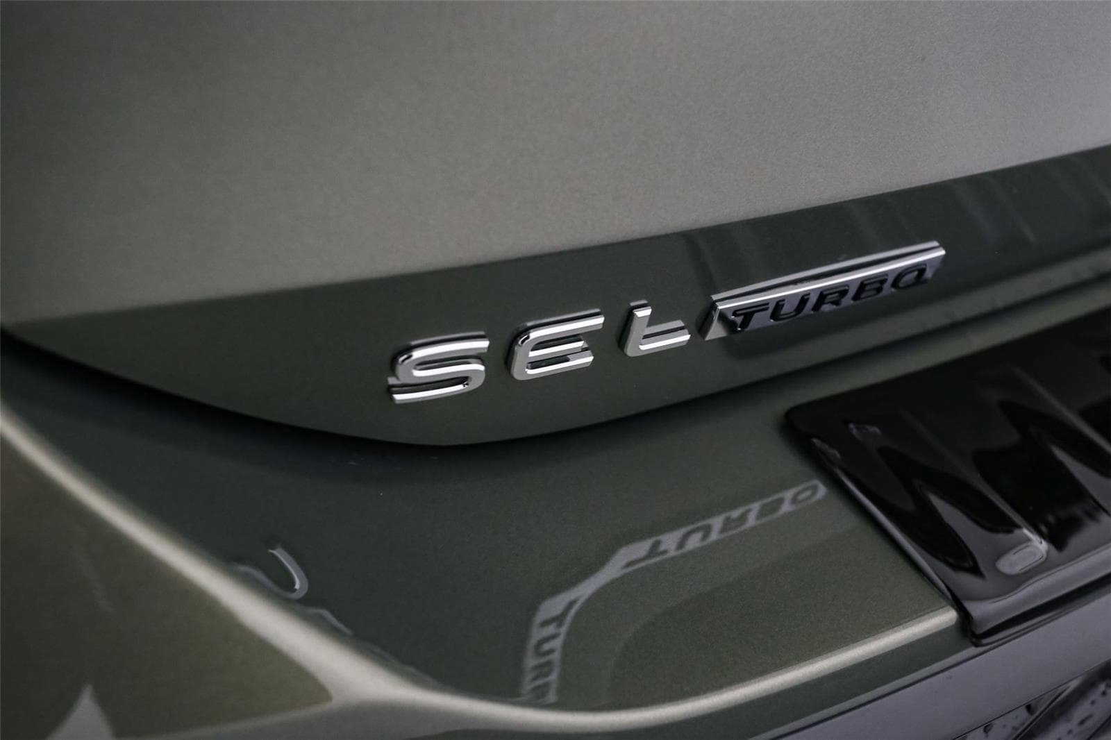 New 2026 Volkswagen Tiguan SEL R-Line AWD/4WD image 11