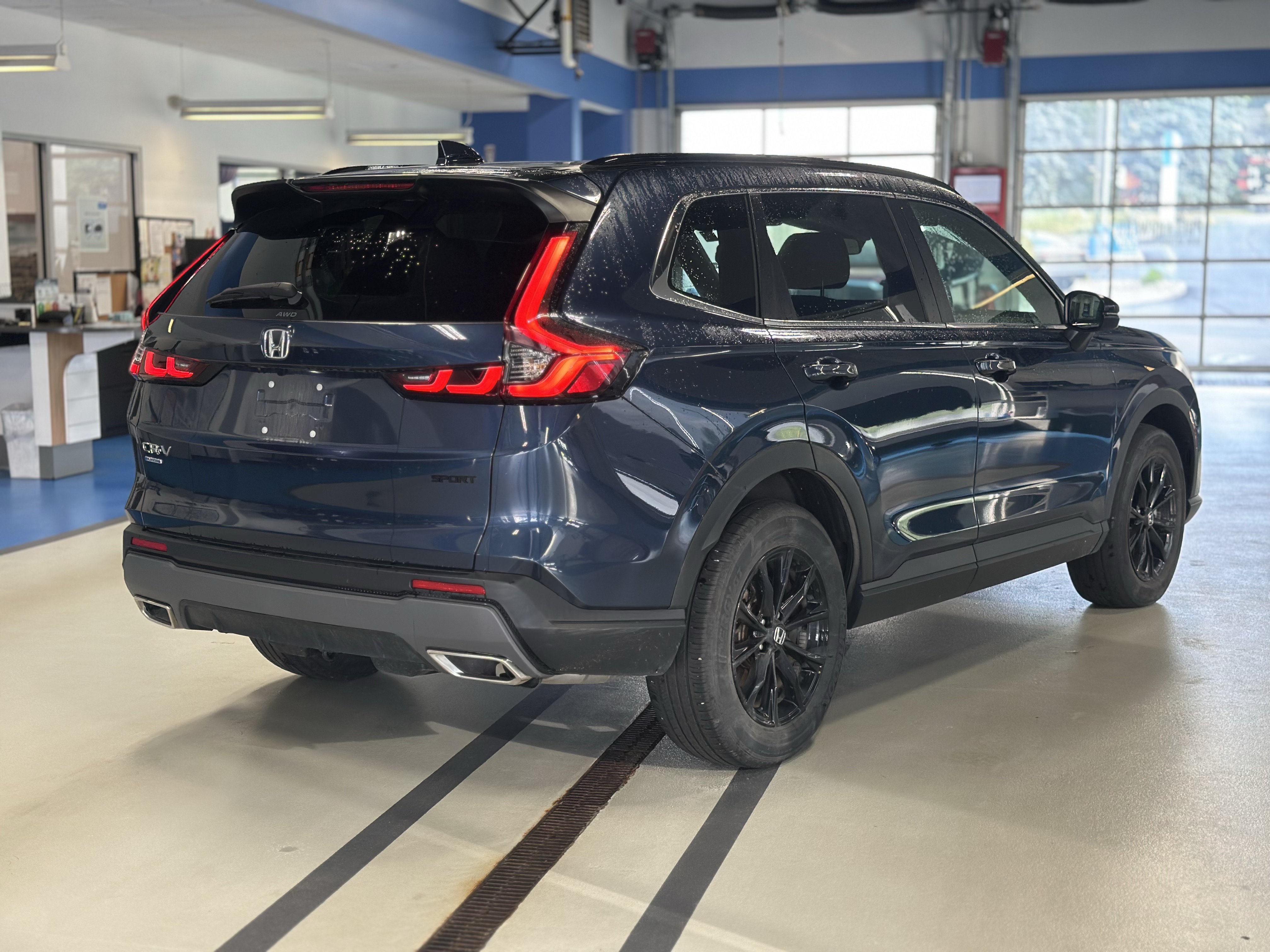 Used 2023 Honda CR-V Sport image 5