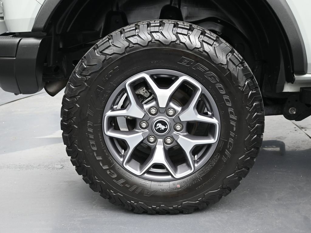 Used 2021 Ford Bronco Badlands image 38