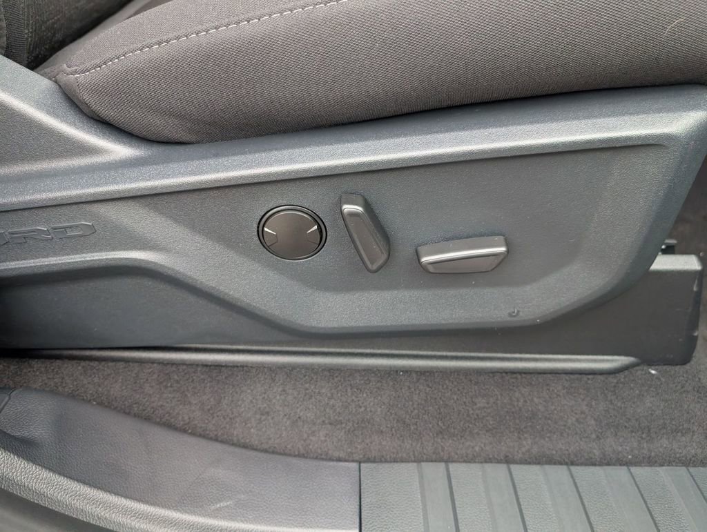 New 2026 Ford F150 XLT w/ Equipment Group 302A MID image 48