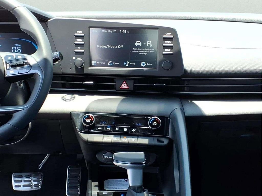 New 2026 Hyundai Elantra Sport FWD image 11
