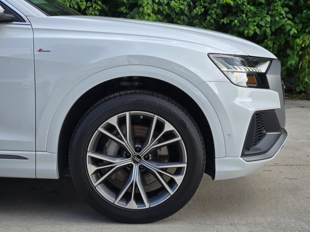 Certified 2023 Audi Q8 Premium Plus w/ Premium Plus Package AWD/4WD image 13