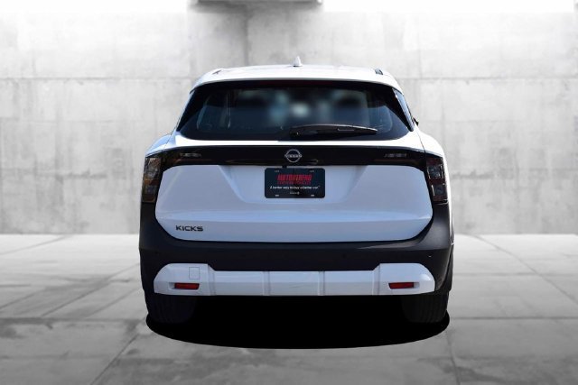 Used 2025 Nissan Kicks S FWD image 6