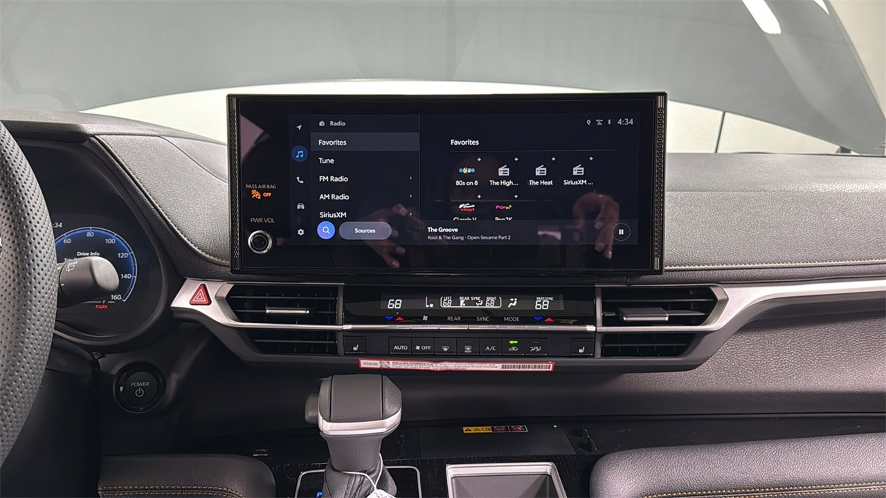 New 2026 Toyota Sienna XLE Woodland Edition image 10