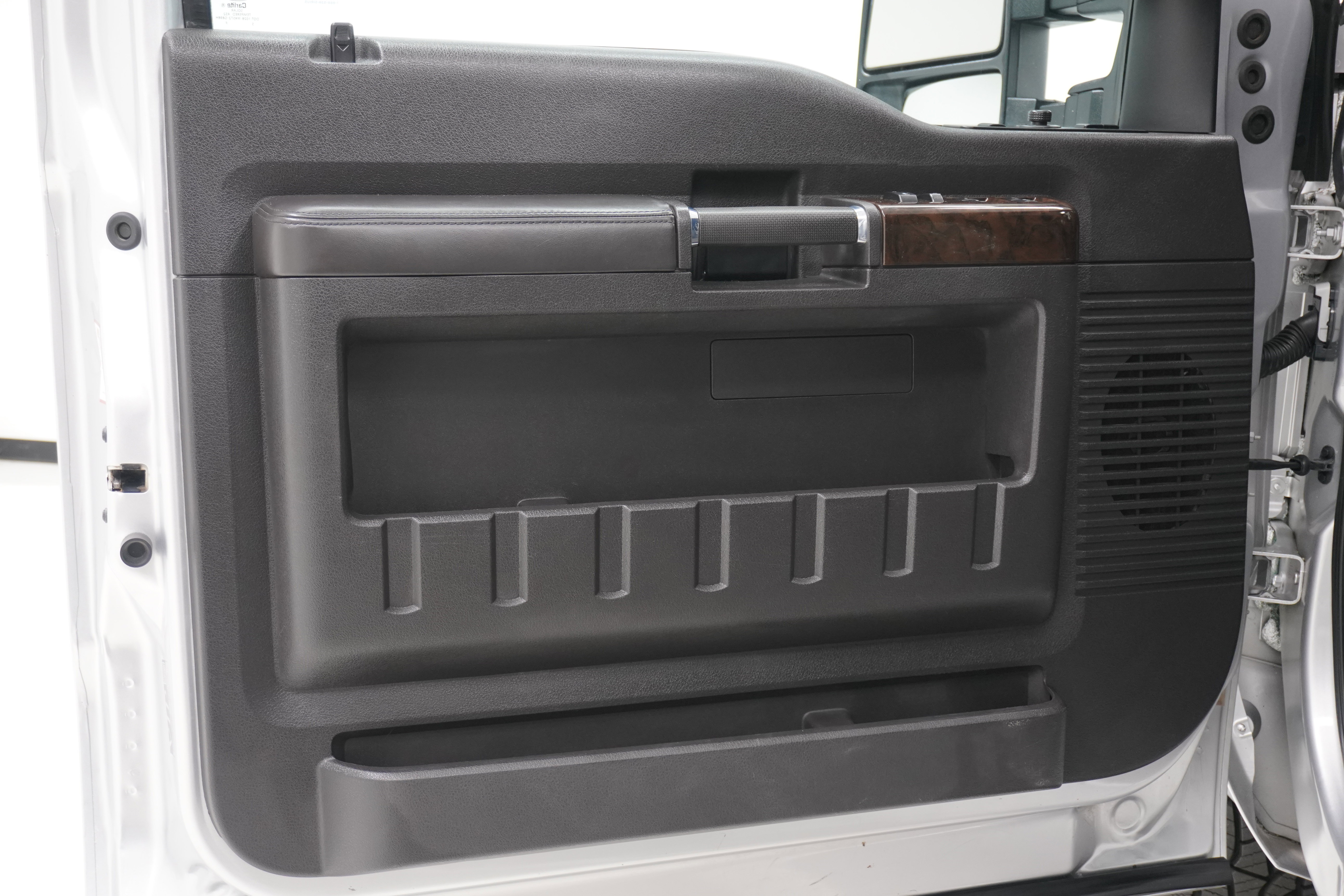 Used 2016 Ford F250 Platinum image 12