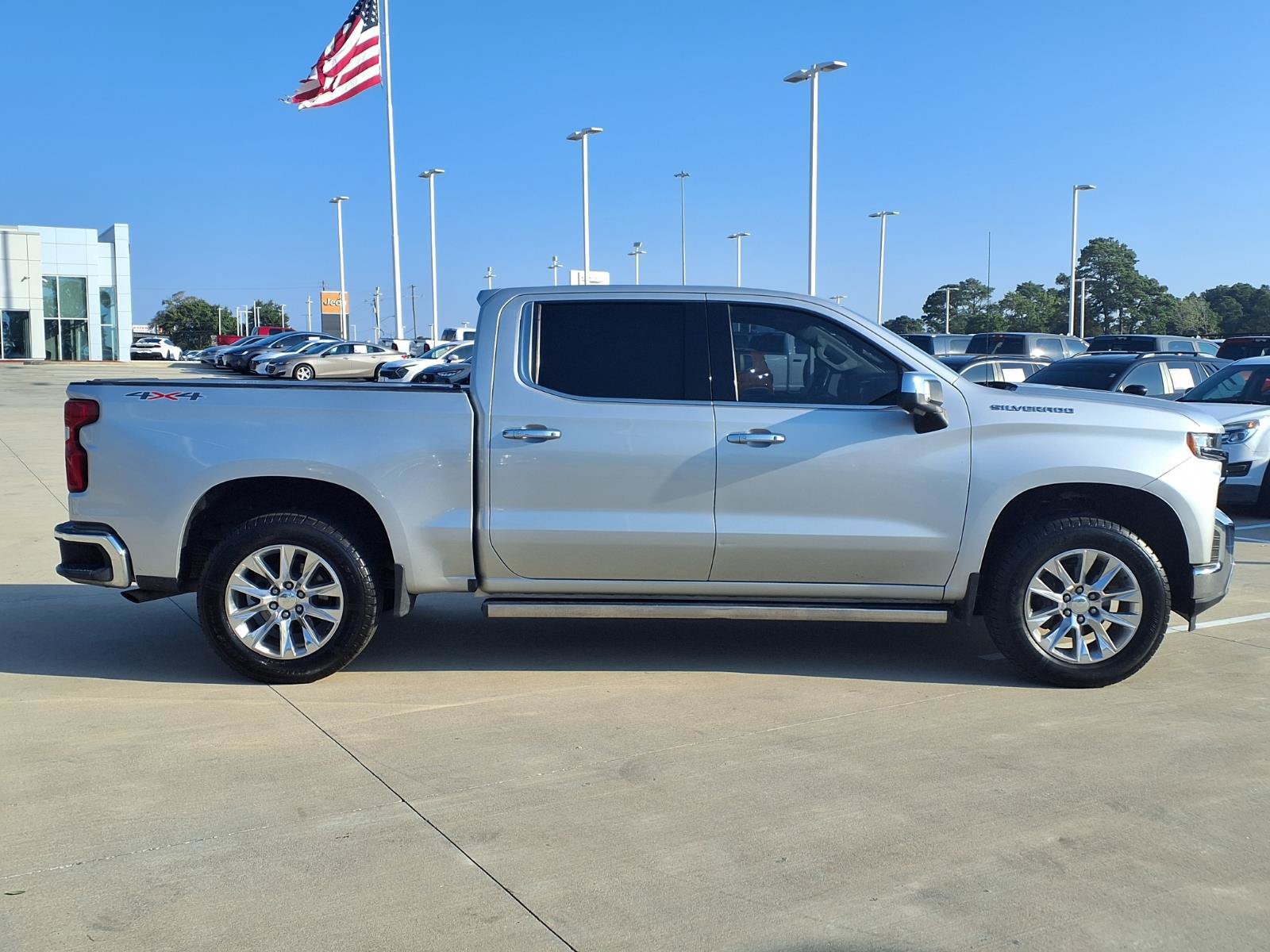 Used 2019 Chevrolet Silverado 1500 LTZ w/ LTZ Premium Package AWD/4WD image 5